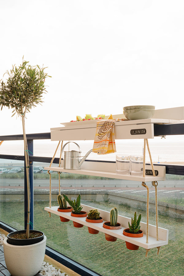 Hanging Garden White Wash